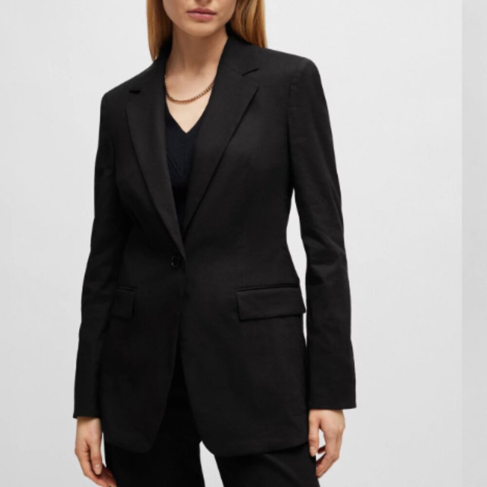 Aritzia Babaton Wool Blazer in Navy